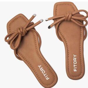 Women's Flat Sandals 7